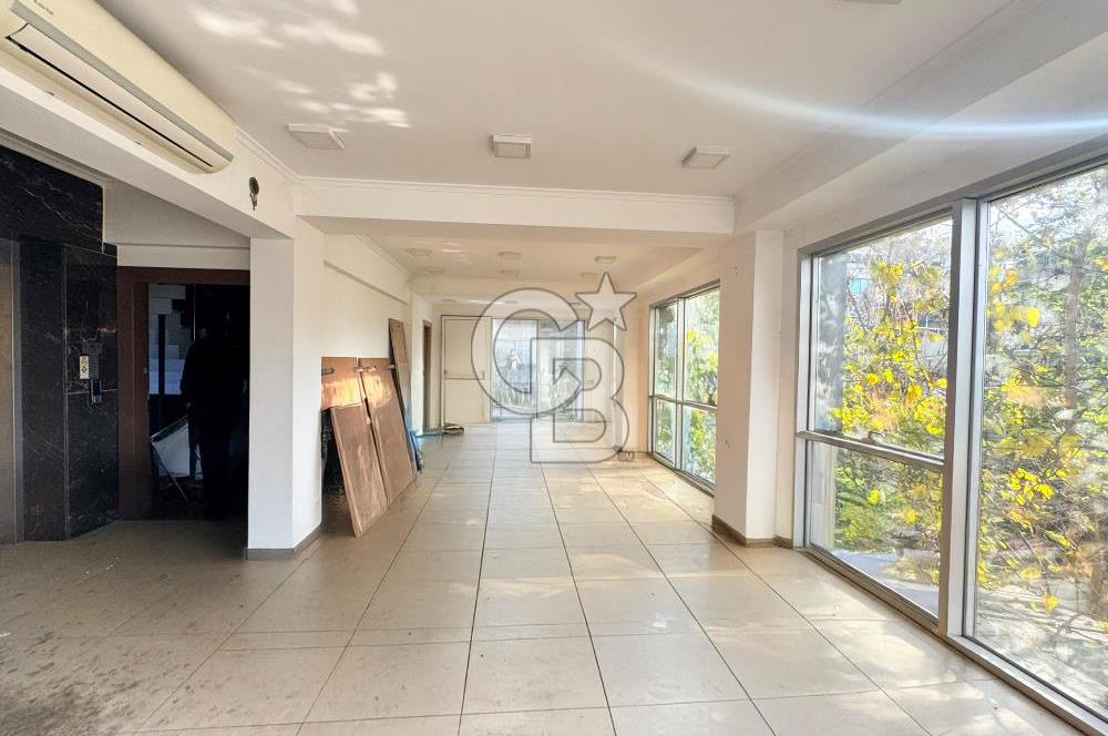 ATAŞEHİR HASTANELER BÖLGESİNDE YOLA CEPHELİ KİRALIK PLAZA