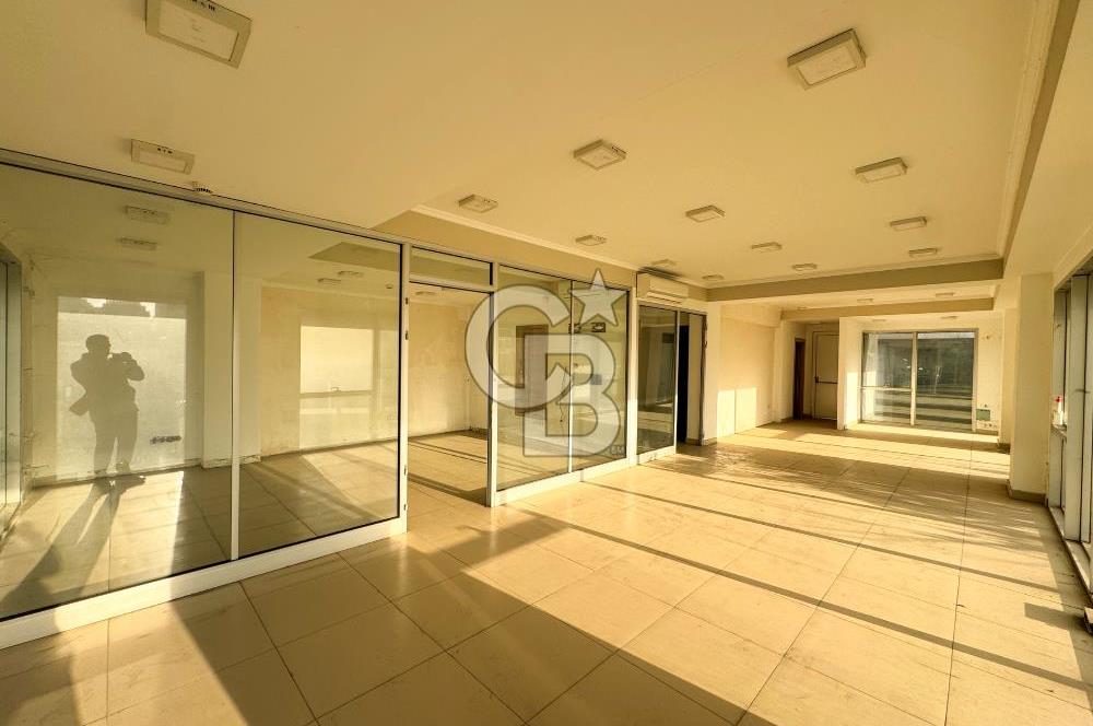 ATAŞEHİR HASTANELER BÖLGESİNDE YOLA CEPHELİ KİRALIK PLAZA