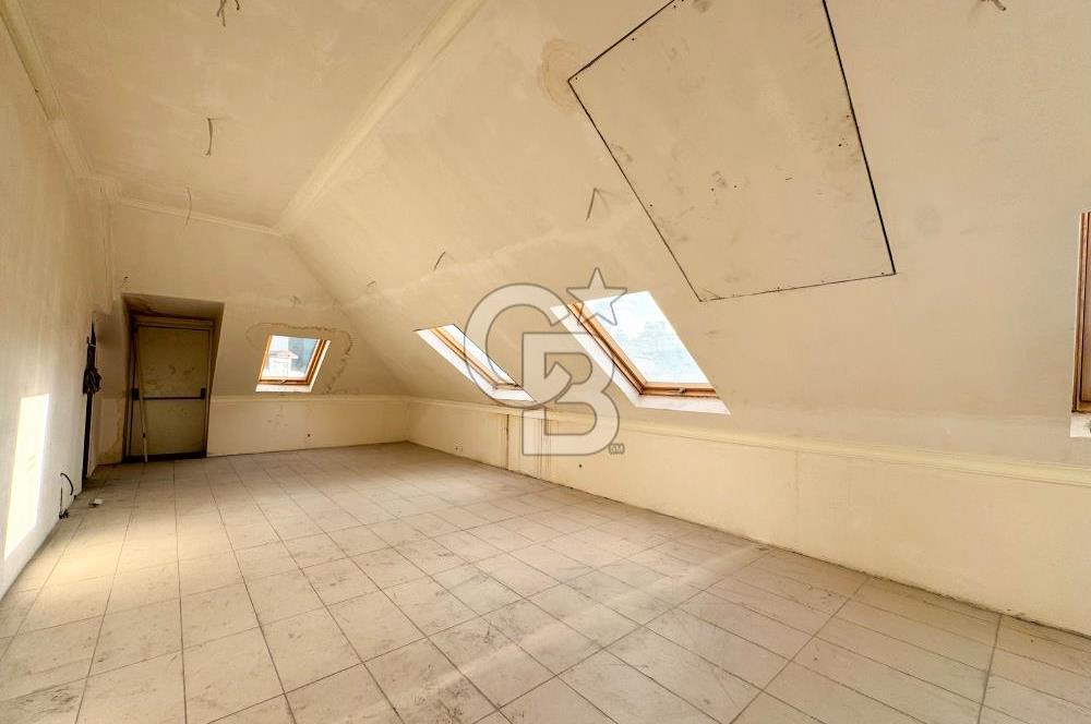 ATAŞEHİR HASTANELER BÖLGESİNDE YOLA CEPHELİ KİRALIK PLAZA