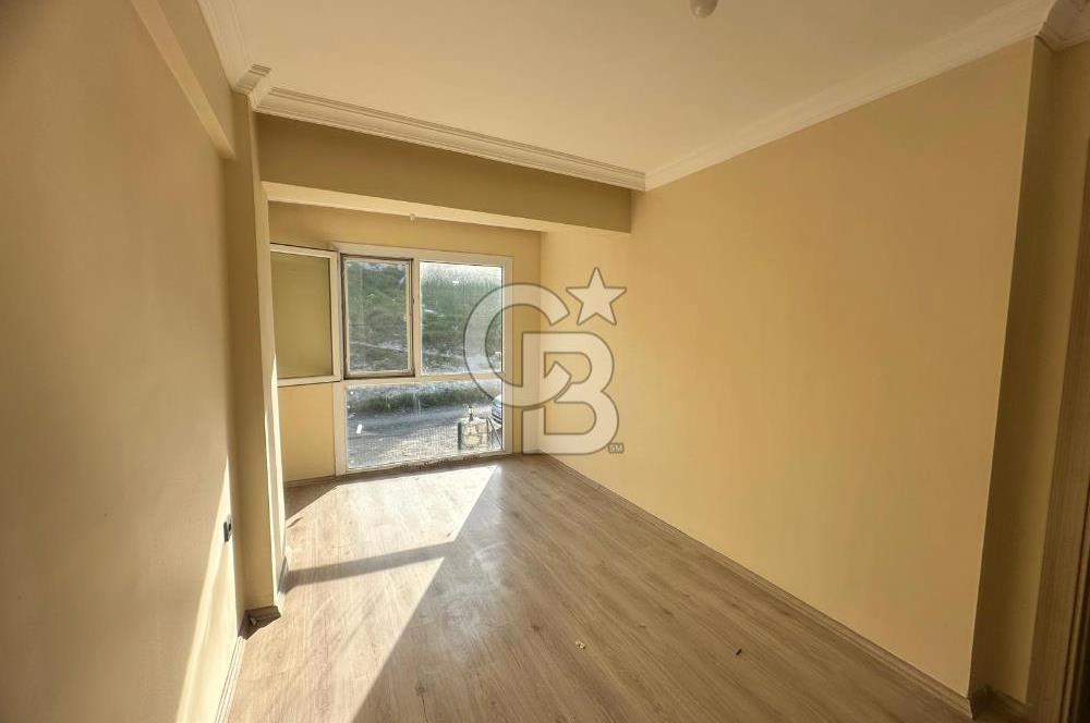 Foça Kazım Dirik Mah. Kiralık 2+1 Açık Mutfak Daire