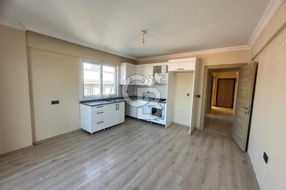 Foça Kazım Dirik Mah. Kiralık 2+1 Açık Mutfak Daire