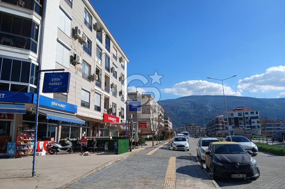 Tire Fatih Mah. Kafeler Caddesinde 140 m² 3+1 Satılık Daire