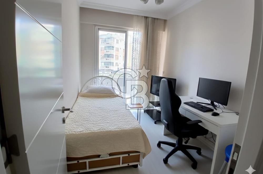 Tire Fatih Mah. Kafeler Caddesinde 140 m² 3+1 Satılık Daire