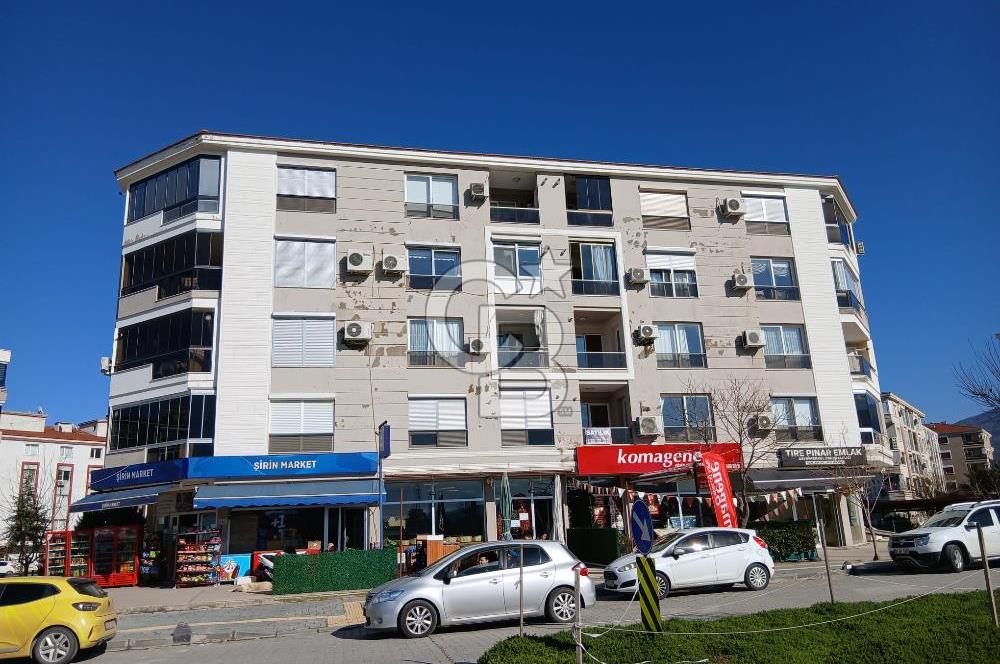 Tire Fatih Mah. Kafeler Caddesinde 140 m² 3+1 Satılık Daire