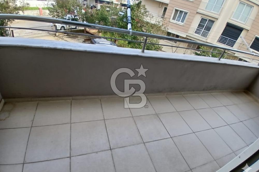 Tire Fatih Mah. Kafeler Caddesinde 140 m² 3+1 Satılık Daire