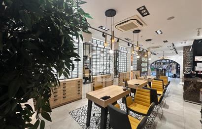 ALTUNİZADE' DE CADDE ÜZERİ, TABELA DEĞERİ YÜKSEK-DEVREN KİRALIK