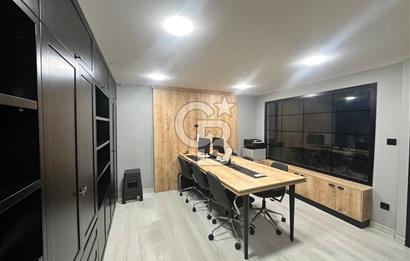 ALTUNİZADE' DE CADDE ÜZERİ, TABELA DEĞERİ YÜKSEK-DEVREN KİRALIK