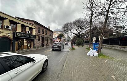 ALTUNİZADE' DE CADDE ÜZERİ, TABELA DEĞERİ YÜKSEK-DEVREN KİRALIK
