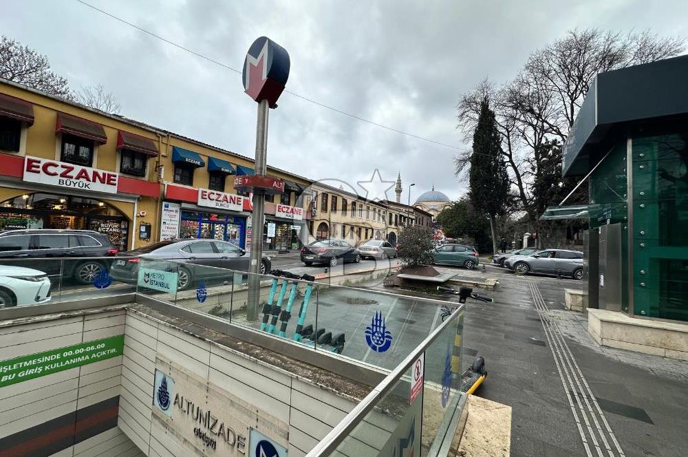 ALTUNİZADE' DE CADDE ÜZERİ, TABELA DEĞERİ YÜKSEK-DEVREN KİRALIK