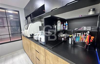 ALTUNİZADE' DE CADDE ÜZERİ, TABELA DEĞERİ YÜKSEK-DEVREN KİRALIK