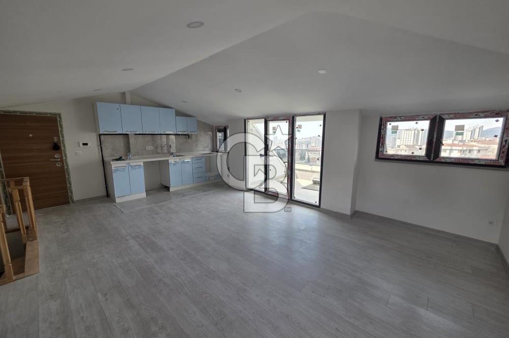 Yakacıkta "O" Evi Bulduk! Çift Girişli & Teraslı 4+1