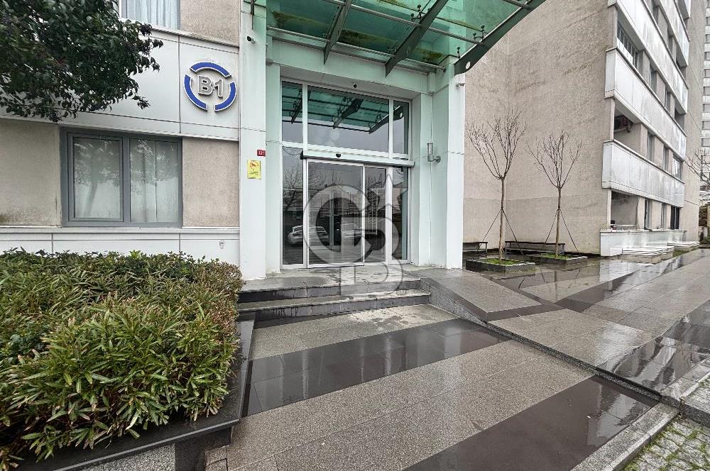 SPRADON VADİDE KISA KATLI BLOKLARDA FULL TADİLATLI SATILIK 2+1