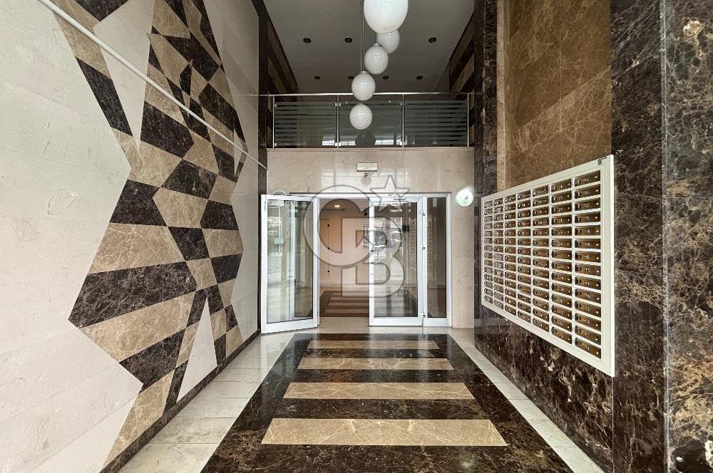 SPRADON VADİDE KISA KATLI BLOKLARDA FULL TADİLATLI SATILIK 2+1