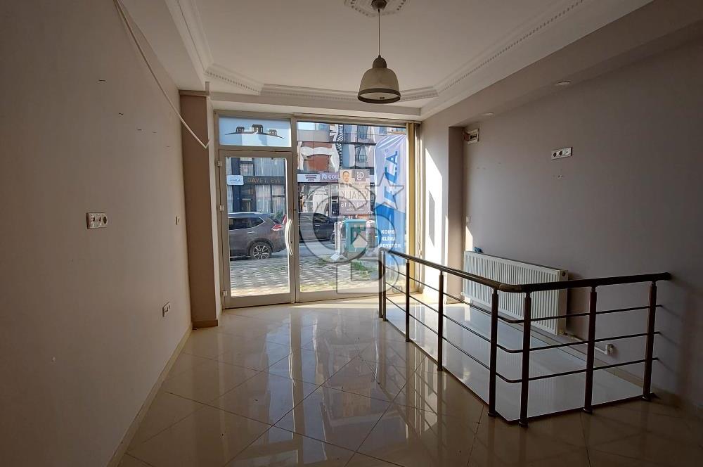 ÇAYIROVA FATİH CAD. ALT SOKAĞINDA 58 M2 SATILIK KİRACILI İŞ YERİ