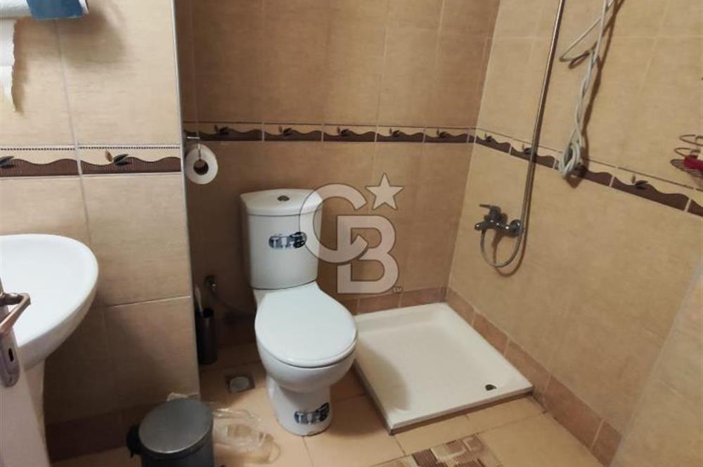 Korkuteli Merkez Uzunoluk'ta Satılık 2+1 Katta,Ayrı Mutfak