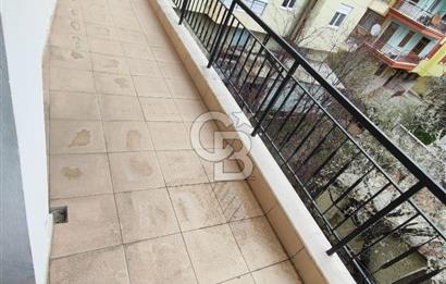 Korkuteli Merkez Uzunoluk'ta Satılık 2+1 Katta,Ayrı Mutfak