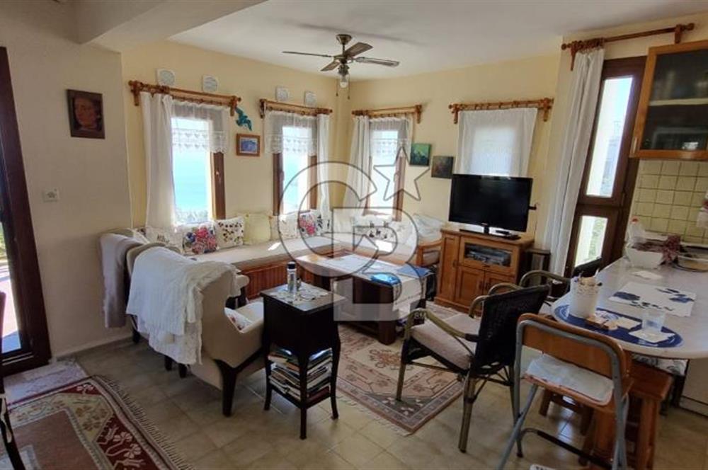 Bodrum Akyarlar'da Deniz Manzaralı 3+1 Dubleks Villa