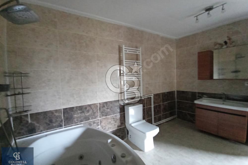ÇANAKKALE'DE DOĞA İÇİNDE FULL BOĞAZ MANZARALI SATILIK 5+2 VİLLA