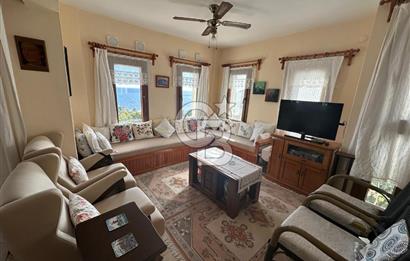 Bodrum Akyarlar'da Deniz Manzaralı 3+1 Dubleks Villa