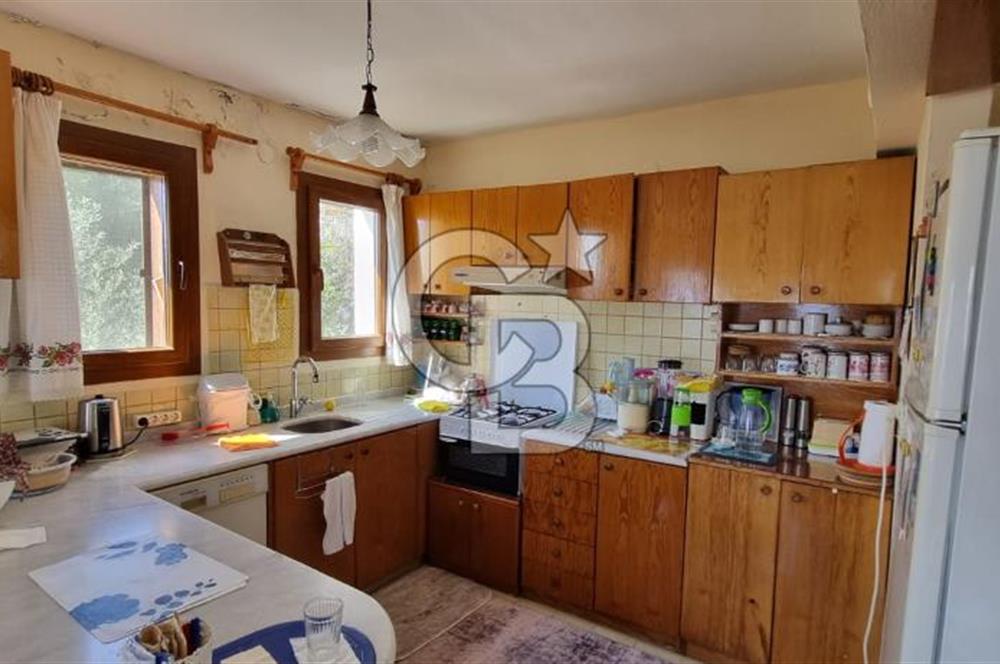 Bodrum Akyarlar'da Deniz Manzaralı 3+1 Dubleks Villa