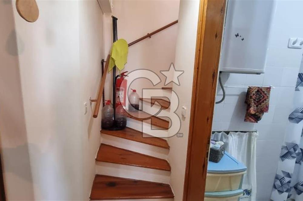 Bodrum Akyarlar'da Deniz Manzaralı 3+1 Dubleks Villa