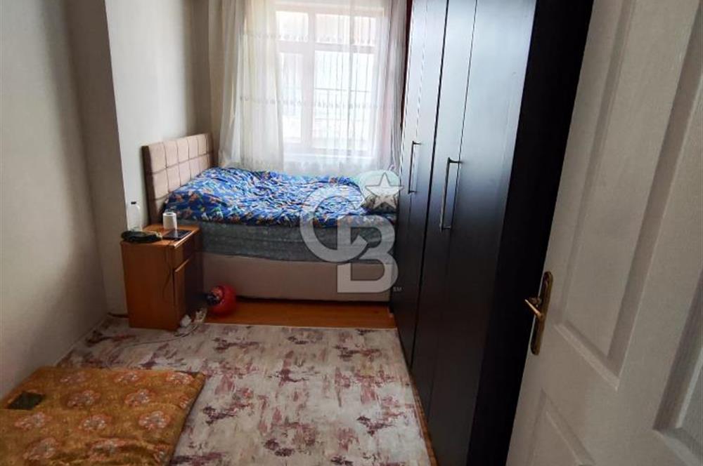 Korkuteli Merkez Uzunoluk'ta Satılık 2+1 Katta,Ayrı Mutfak