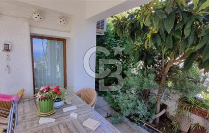 Bodrum Akyarlar'da Deniz Manzaralı 3+1 Dubleks Villa