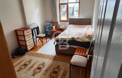 Korkuteli Merkez Uzunoluk'ta Satılık 2+1 Katta,Ayrı Mutfak