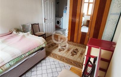 Korkuteli Merkez Uzunoluk'ta Satılık 2+1 Katta,Ayrı Mutfak