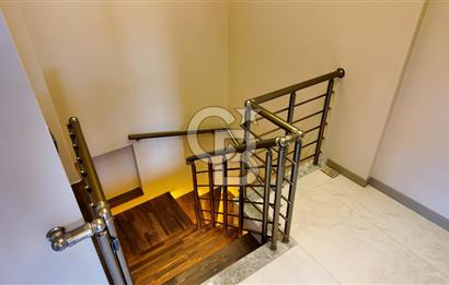 İzmir, Çiğli Merkezde, Satılık Müstakil Villa