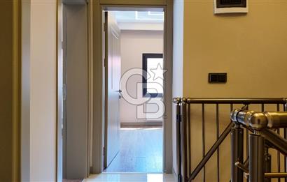 İzmir, Çiğli Merkezde, Satılık Müstakil Villa