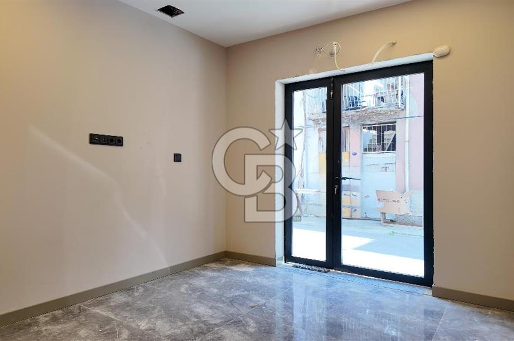 İzmir, Çiğli Merkezde, Satılık Müstakil Villa