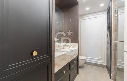 Karşıyaka 360 Sitesi Yüksek Vadi Evlerinde Büyük Tip Satılık 4+1