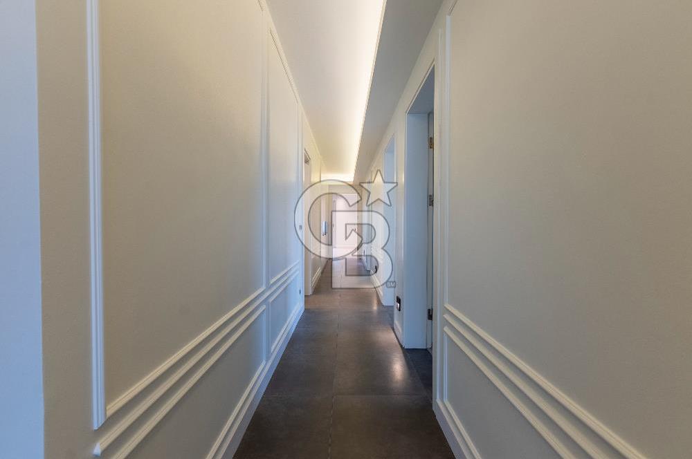 Karşıyaka 360 Sitesi Yüksek Vadi Evlerinde Büyük Tip Satılık 4+1