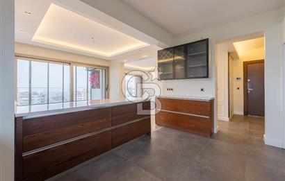 Karşıyaka 360 Sitesi Yüksek Vadi Evlerinde Büyük Tip Satılık 4+1