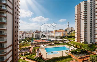 Karşıyaka 360 Sitesi Yüksek Vadi Evlerinde Büyük Tip Satılık 4+1