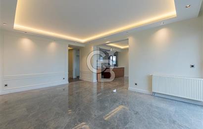 Karşıyaka 360 Sitesi Yüksek Vadi Evlerinde Büyük Tip Satılık 4+1