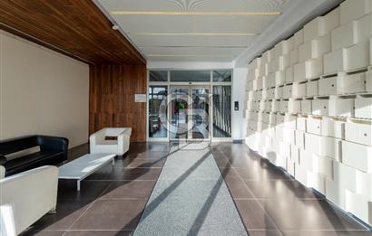 Karşıyaka 360 Sitesi Yüksek Vadi Evlerinde Büyük Tip Satılık 4+1