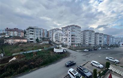 ÜNİVERSİTE MAHALLESİ'NDE ANA CADDE ÜZERİNDE SATILIK 2+1 DAİRE