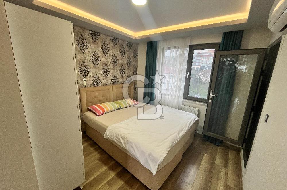 ÜNİVERSİTE MAHALLESİ'NDE ANA CADDE ÜZERİNDE SATILIK 2+1 DAİRE