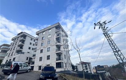 ÜNİVERSİTE MAHALLESİ'NDE ANA CADDE ÜZERİNDE SATILIK 2+1 DAİRE