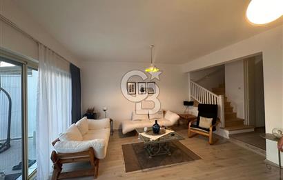 Çeşme Ardıç Paşalimanı'nda Deniz Manzaralı Kiralık Villa 