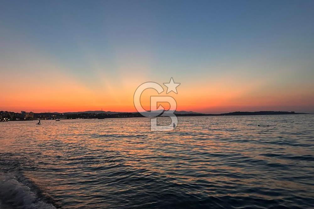 Çeşme Ardıç Paşalimanı'nda Deniz Manzaralı Kiralık Villa 