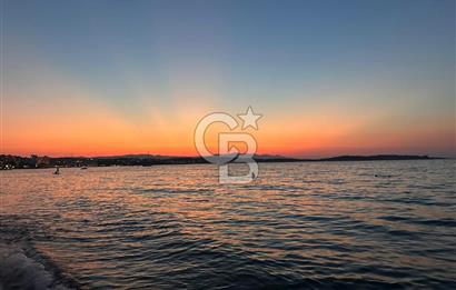 Çeşme Ardıç Paşalimanı'nda Deniz Manzaralı Kiralık Villa 