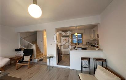 Çeşme Ardıç Paşalimanı'nda Deniz Manzaralı Kiralık Villa 