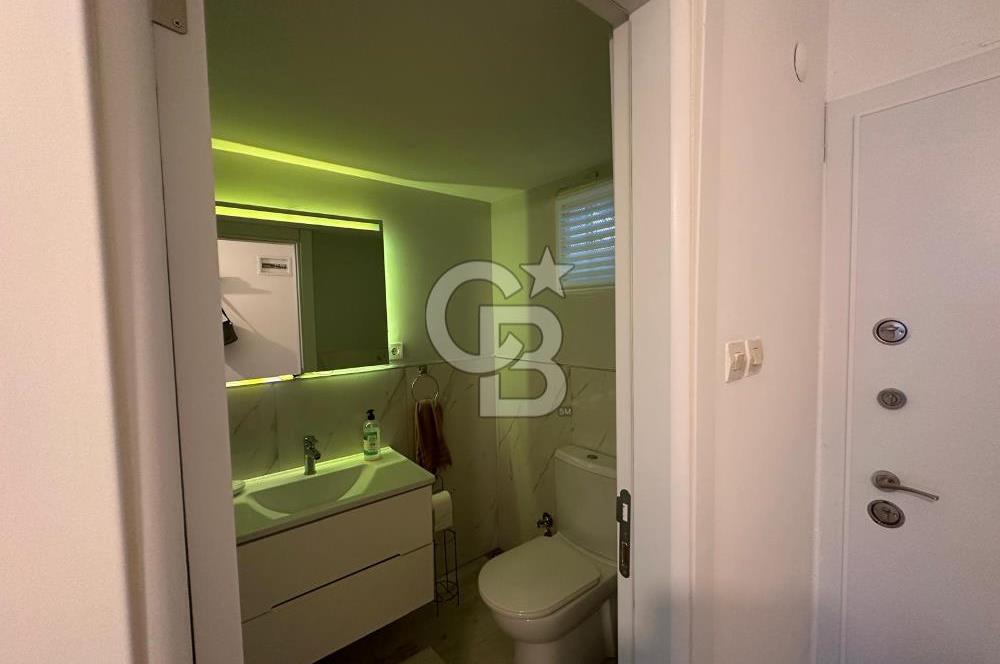 Çeşme Ardıç Paşalimanı'nda Deniz Manzaralı Kiralık Villa 