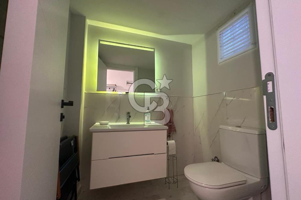 Çeşme Ardıç Paşalimanı'nda Deniz Manzaralı Kiralık Villa 