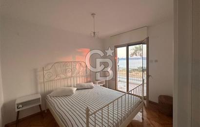 Çeşme Ardıç Paşalimanı'nda Deniz Manzaralı Kiralık Villa 