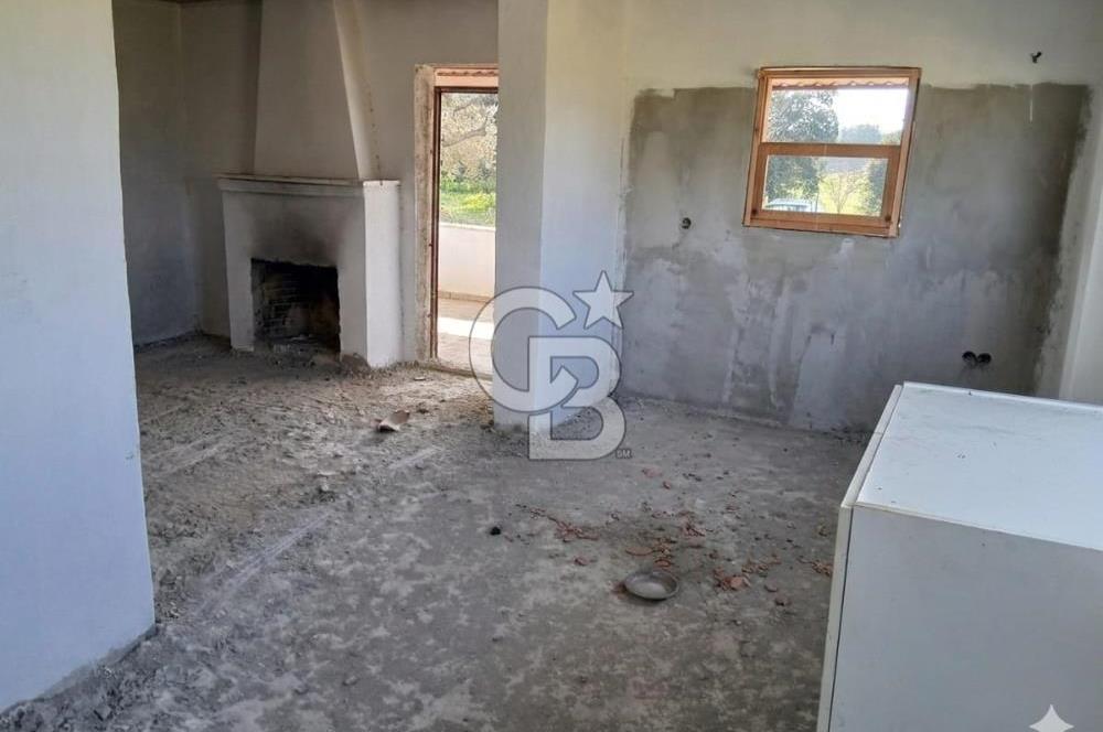 Tire Büyükkale Satılık Yol Üstü Ev Ve 6 Dönüm Meyvelik