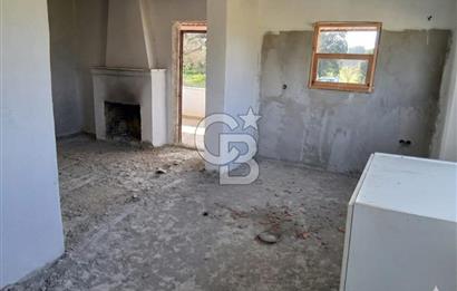 Tire Büyükkale Satılık Yol Üstü Ev Ve 6 Dönüm Meyvelik